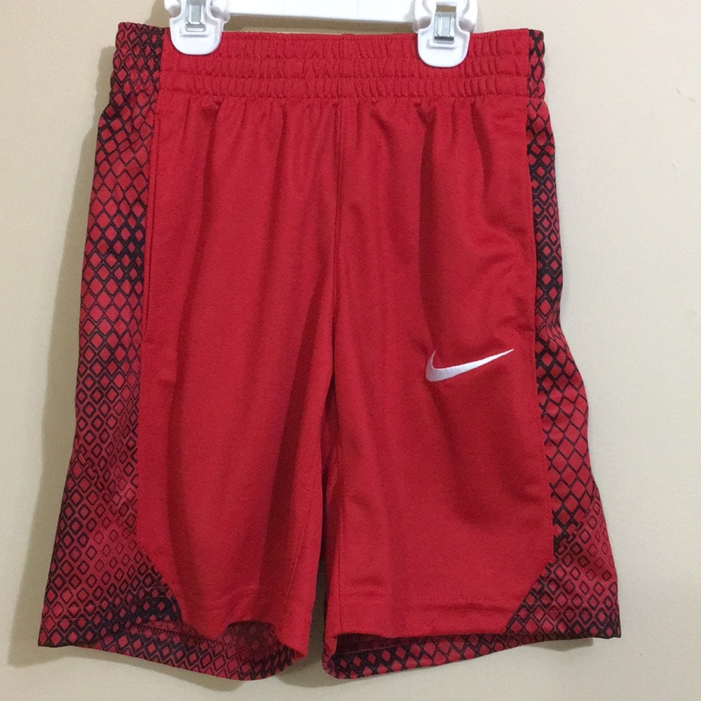 🔹NWT Nike Dri-Fit Athletic Shorts , Boys S